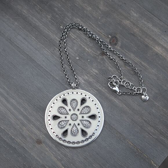 Brighton Palm Desert Medallion Circle Pendant Cream Enamel 16-18" Retired - Picture 3 of 6